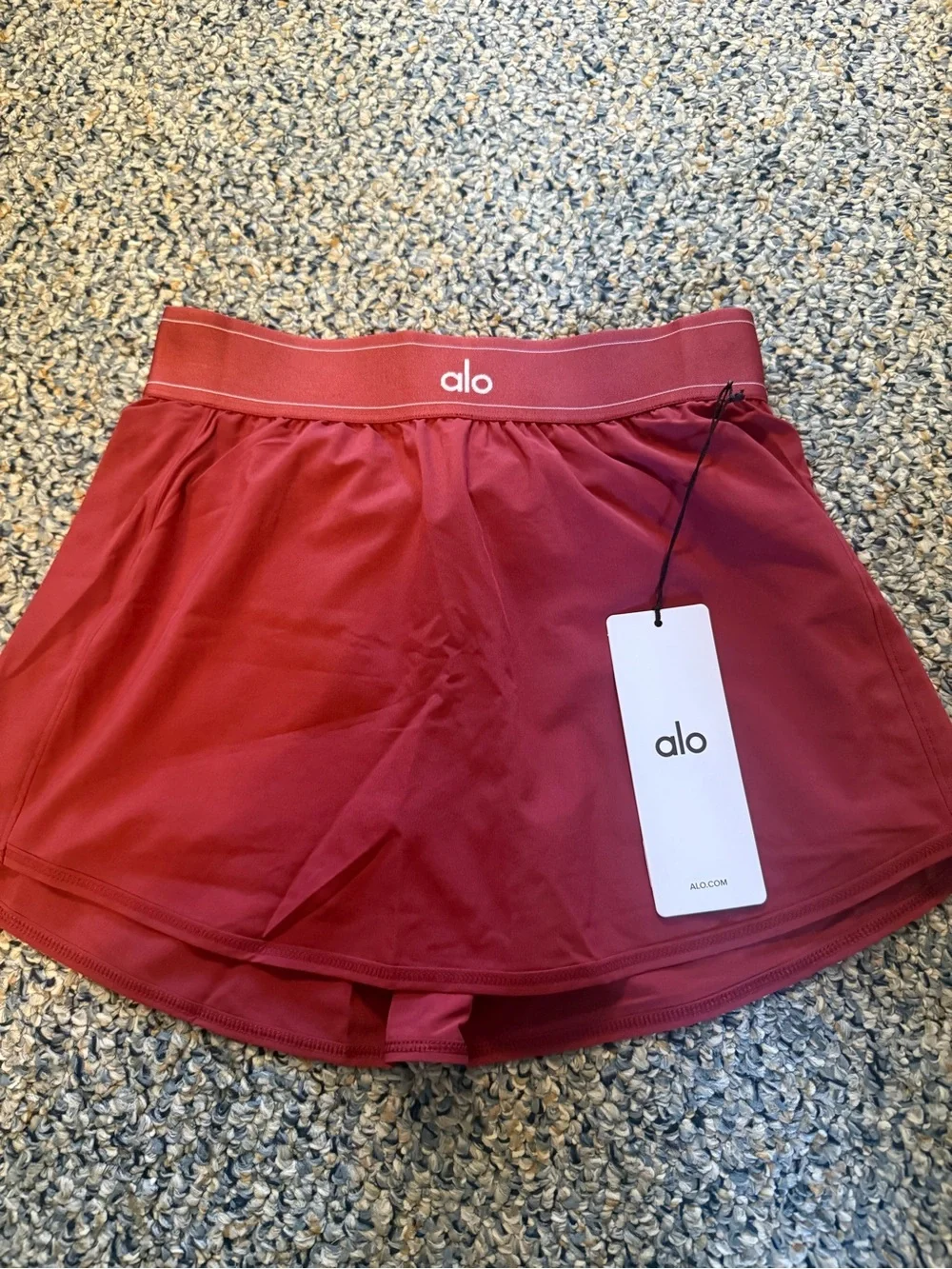 NWT ALO YOGA Match Point Tennis Skirt Summer Romance Red